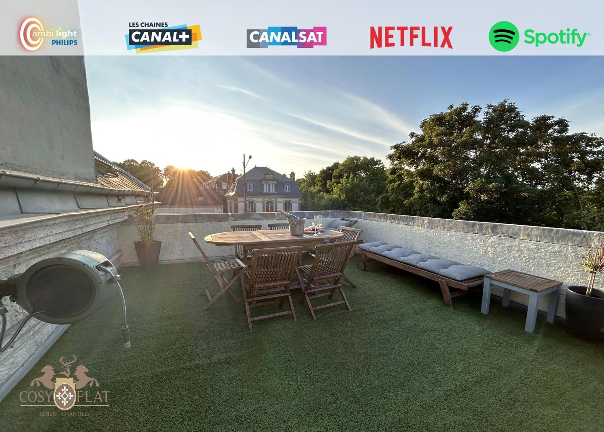 Rooftop - Cosy Flat Centre Senlis 상리스 외부 사진